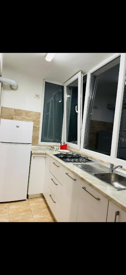 Studio Modern. Bucarest Extérieur photo